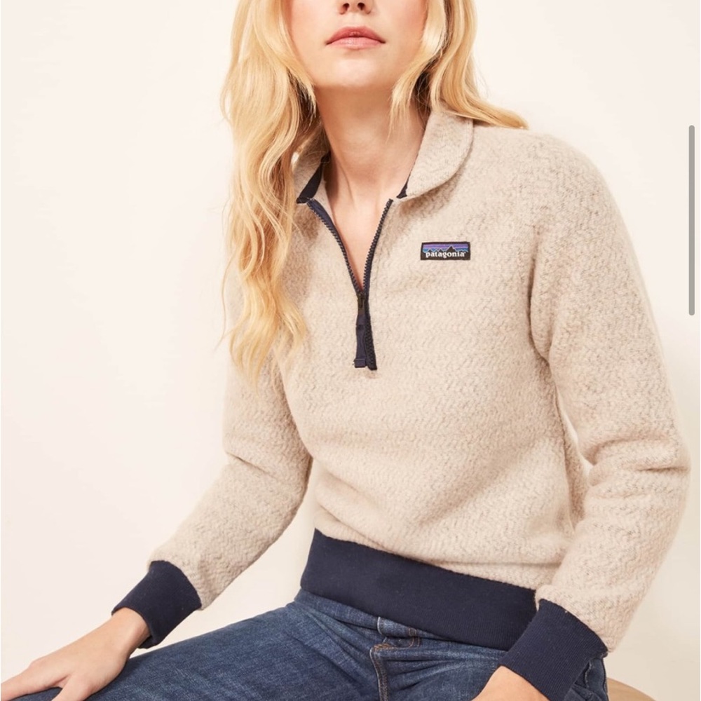 patagonia quarter zip light gray